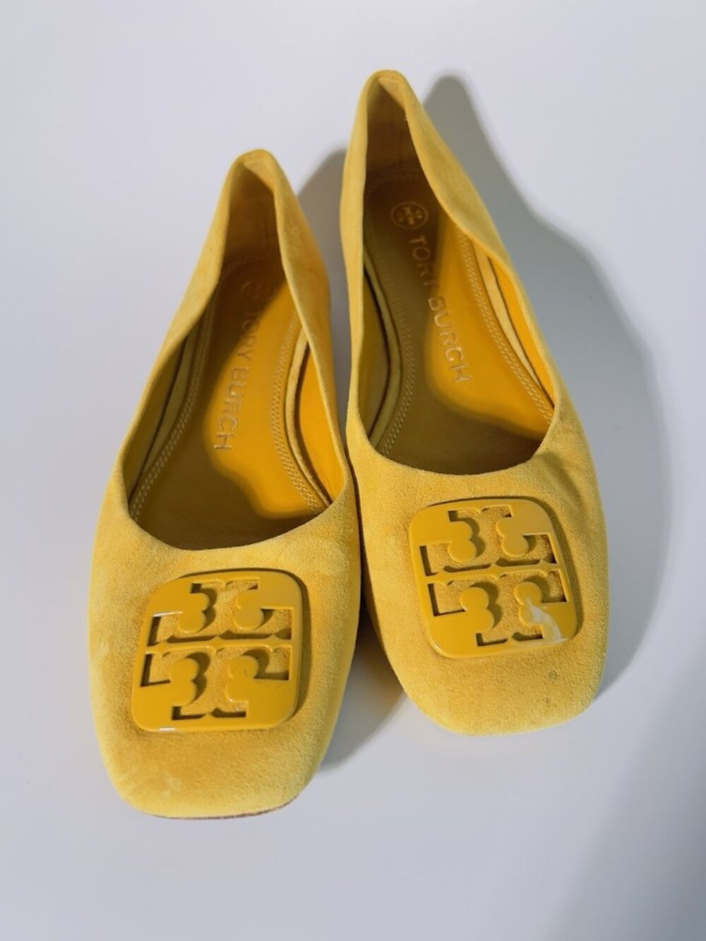 Tory Burch Georgina Suede Ballet Flats Yellow Mustard Size 6.5 M - Picture 2 of 12